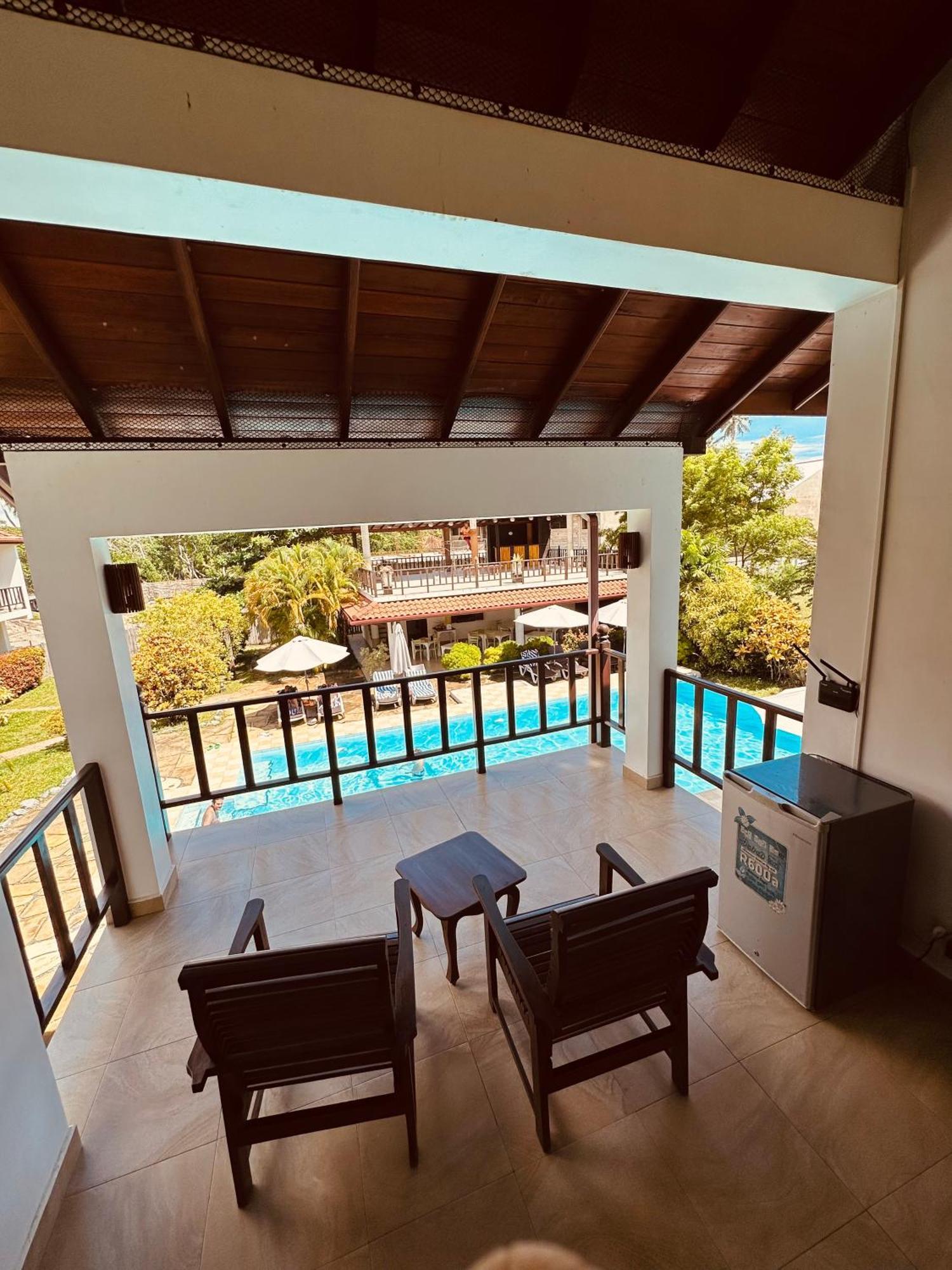 Green Parrot Beach Resort Тангале Стая снимка