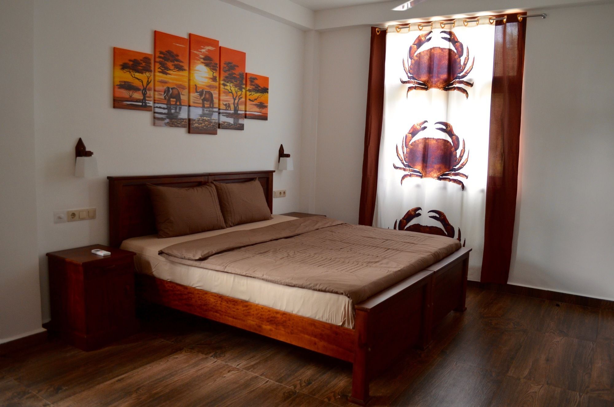 Green Parrot Beach Resort Тангале Екстериор снимка